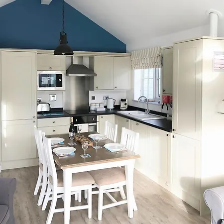 The Bay - Sandy Bay House *